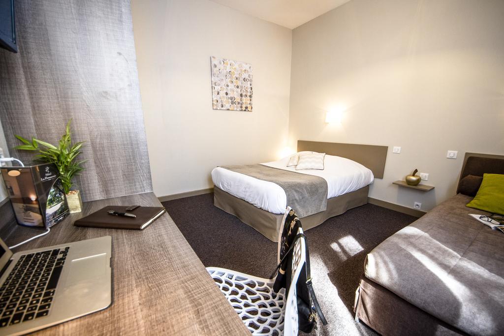 לה מאנש Hotel De La Pommeraie מראה חיצוני תמונה