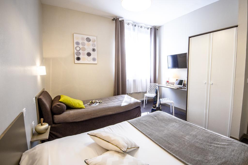 לה מאנש Hotel De La Pommeraie מראה חיצוני תמונה